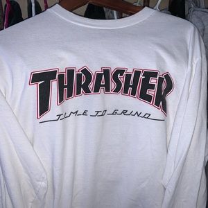 White thrasher&independent long sleeve size M